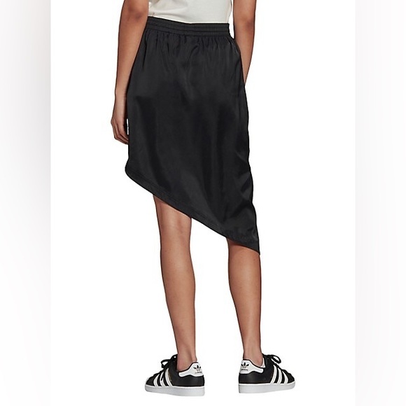 Adidas originals skirt BNWT - Picture 2 of 4